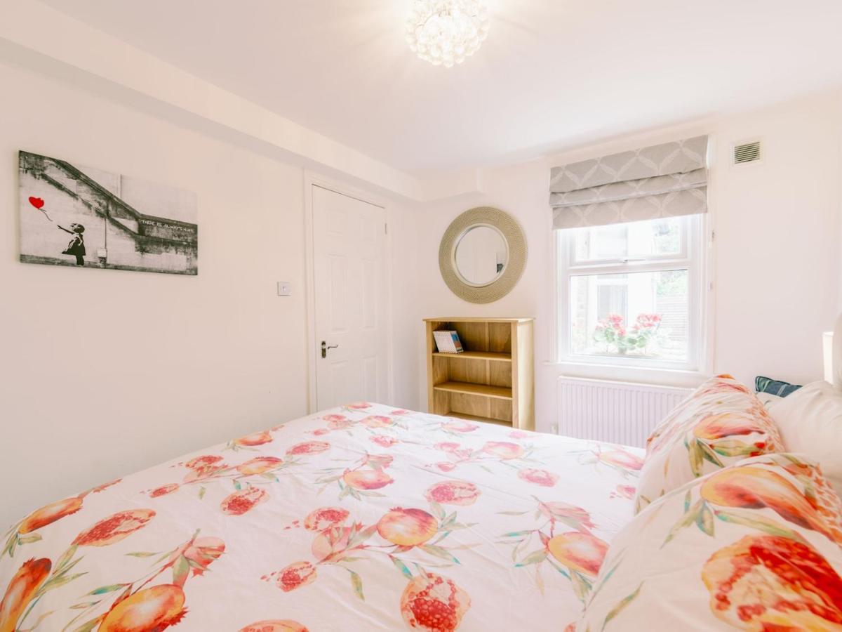 Ferienwohnung Pass The Keys Recently Renovated 1Br Flat With Private Garden In South London Exterior foto