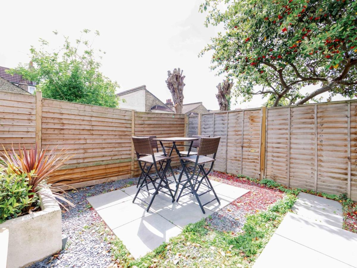 Ferienwohnung Pass The Keys Recently Renovated 1Br Flat With Private Garden In South London Exterior foto