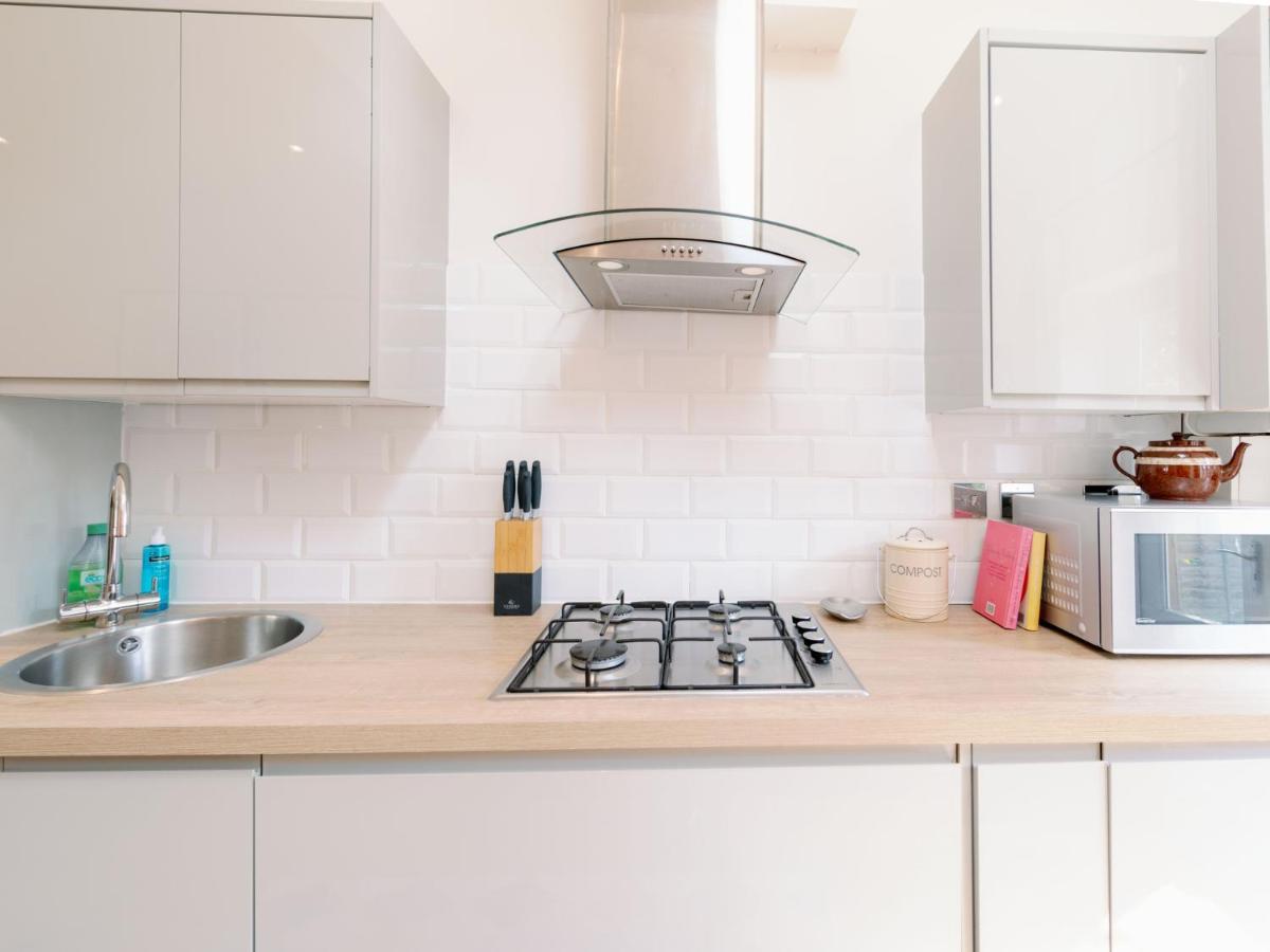Ferienwohnung Pass The Keys Recently Renovated 1Br Flat With Private Garden In South London Exterior foto