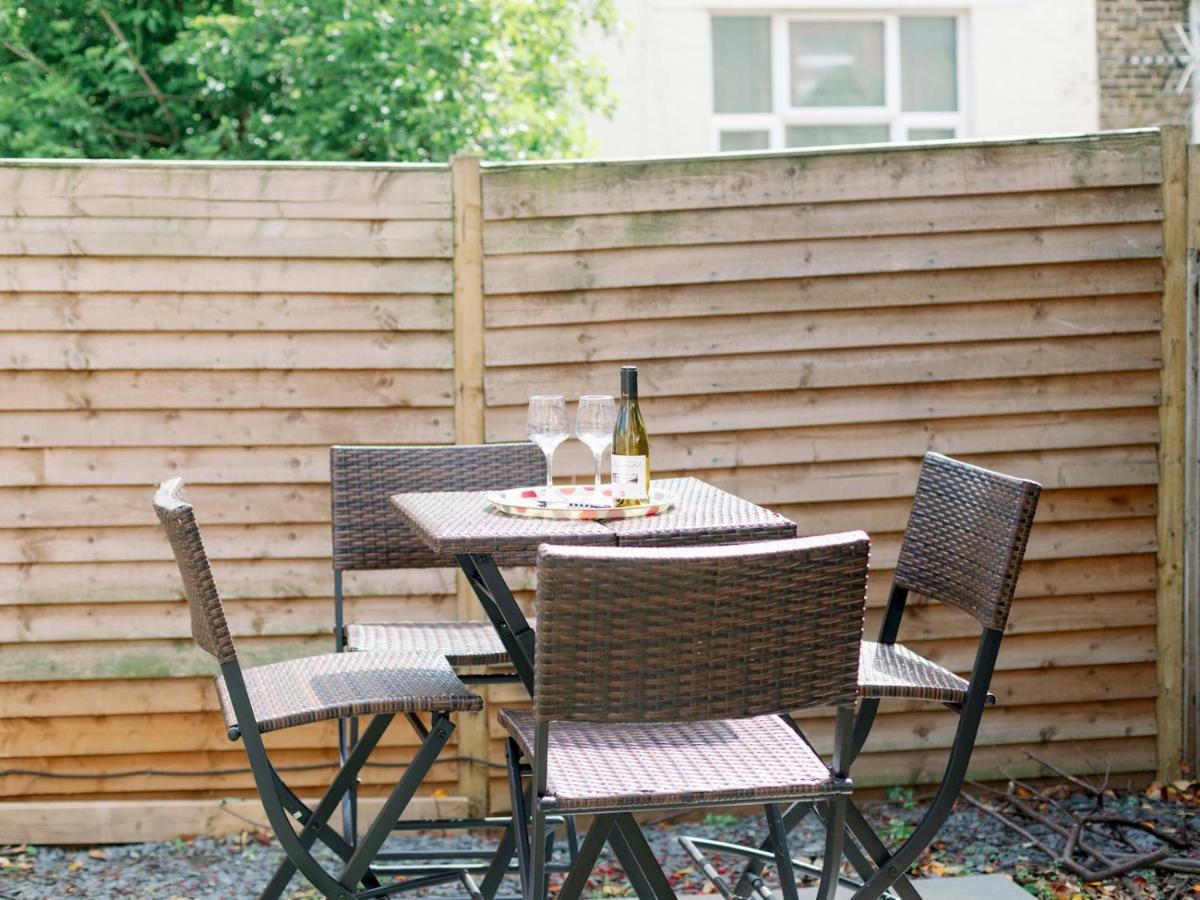 Ferienwohnung Pass The Keys Recently Renovated 1Br Flat With Private Garden In South London Exterior foto