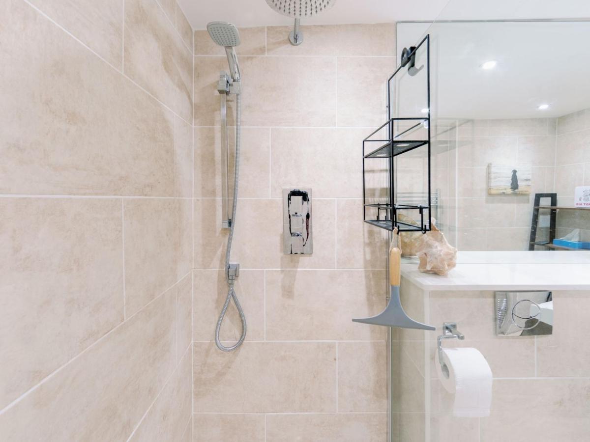 Ferienwohnung Pass The Keys Recently Renovated 1Br Flat With Private Garden In South London Exterior foto