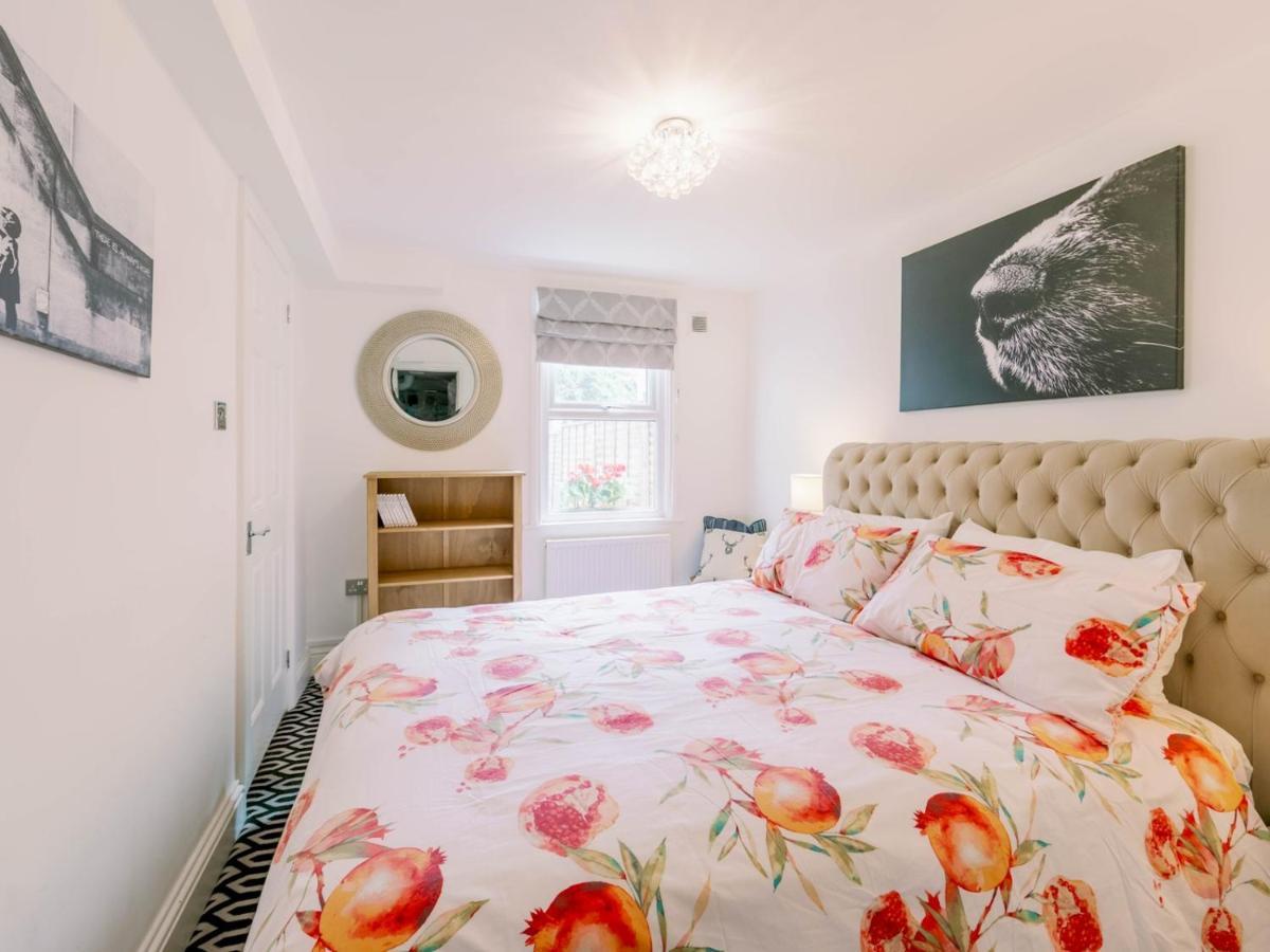 Ferienwohnung Pass The Keys Recently Renovated 1Br Flat With Private Garden In South London Exterior foto