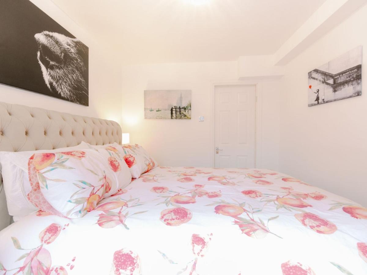 Ferienwohnung Pass The Keys Recently Renovated 1Br Flat With Private Garden In South London Exterior foto